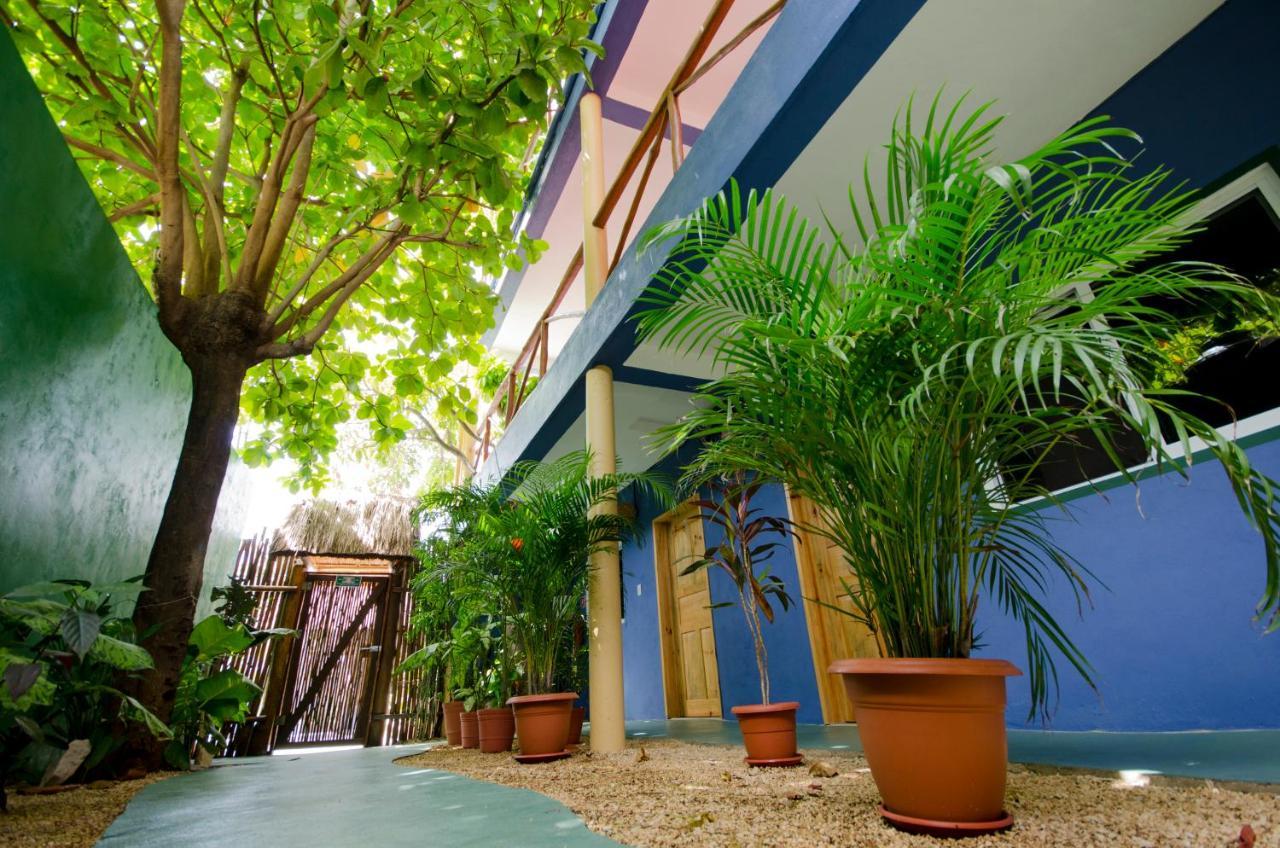 Casa Almendro Hotel Tulum Exterior photo